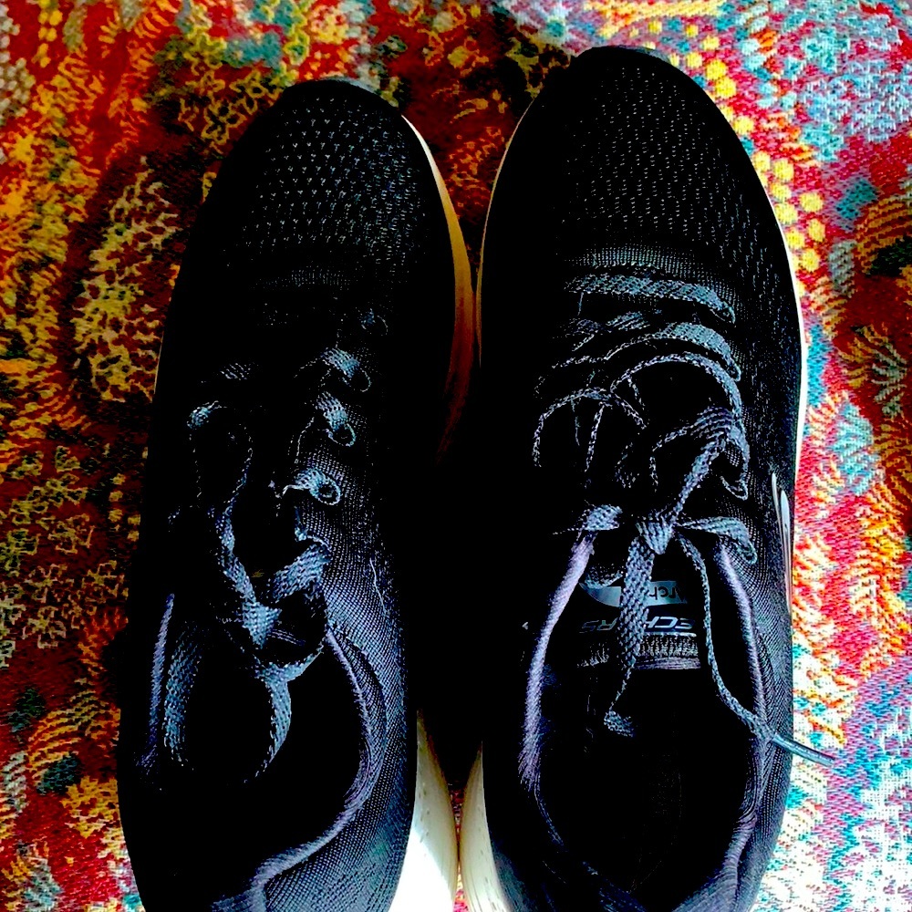 Sketchers shoe